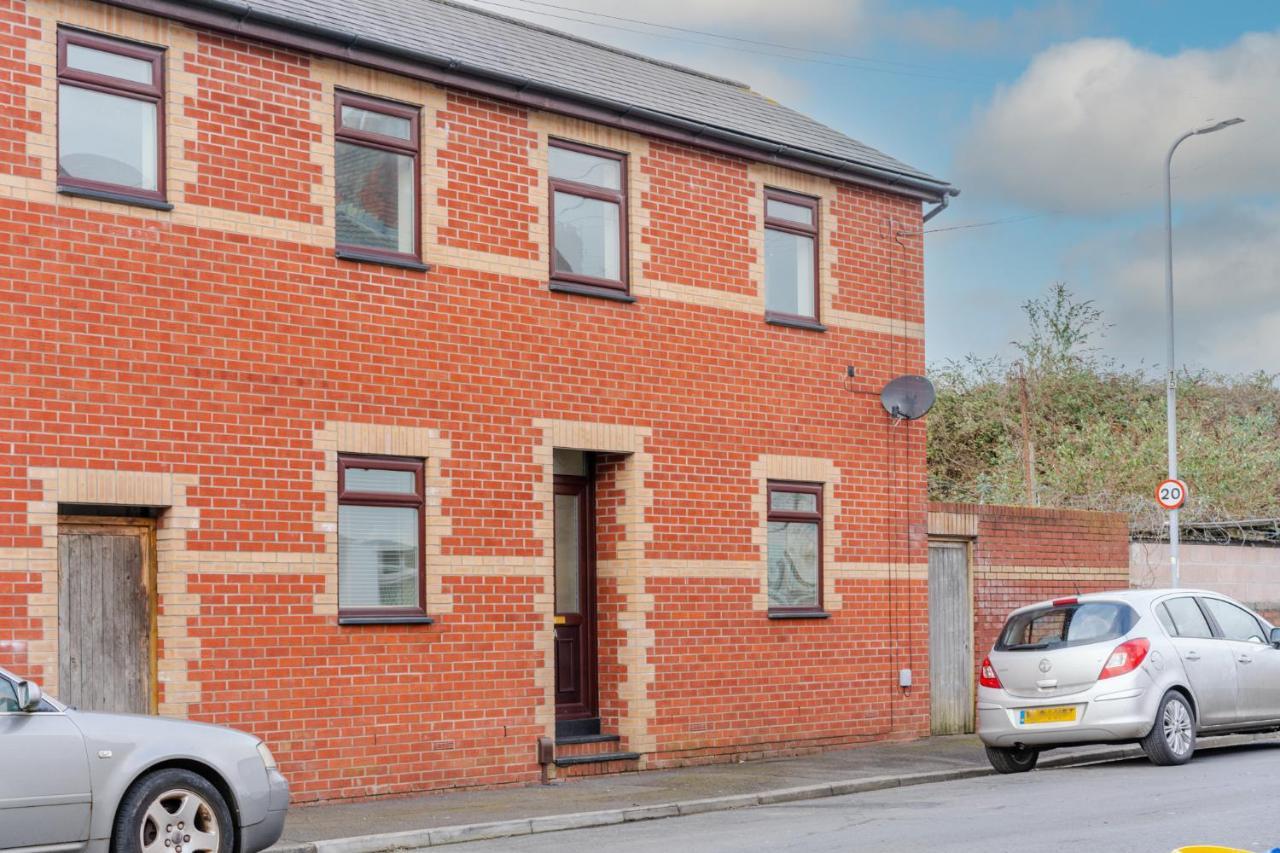 Stayright- 2 Bedroom House, Centrally Located & Close Walk To City Centre Cardiff Extérieur photo